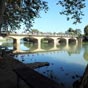Pour entrer dans Aire sur l'Adour nous devrons emprunter ce superbe pont  cinq arches sur l'Adour...il date de 1852!