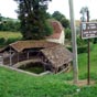 Au bas de la cte de la route de Morlanne, on pourra admirer un lavoir couvert en forme de fer  cheval datant du XIXe sicle