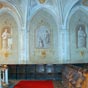 La chapelle  droite du chur comporte des stalles destines aux chanoines, elle est orne de peintures en trompe-l'il du XVIIIe sicle.