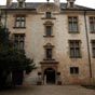 Ce bel htel fut gravement endommag par le grand Incendie de Bourges en Juillet 1487. La reconstruction eut lieu entre 1495 et 1518. L'ensemble constitue un exemple remarquable de la premire Renaissance franaise.