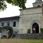 Le gite communal (que nous recommandons vivement si votre intention est de faire �tape ici) jouxte l'�glise