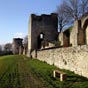 Les remparts de La Charit sur Loire : leurs origines remontent  1181.