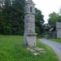 La lanterne des morts, en blocs de granit se dresse  l'entre de Saint-Goussaud. On trouve une centaine de lanternes des morts en France, les plus nombreuses se situent en Limousin et en Saintonge. Elles furent difies principalement au XIIe sicle.