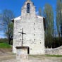 La chapelle romane  Saint Sernin (XIe sicle - classe Monuments Historiques) se dresse 