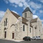 Etrechy: que nous atteignons aprs une prgrination de 12,1 km depuis notre dpart d'Arpajon. L'glise Saint Etienne est un bel difice du XIIIe sicle avec des chapiteaux  dcor vgtal.(Classe Monuments Historiques) Les jacquets taient hbergs dans une commanderietenue par les moines de Saint-Jean-de-Jrusalem dont il ne reste qu'une cave vote.