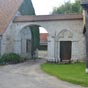 Etrechy: Portail de la Ferme du Touch (class Monuments Historiques)