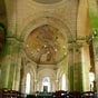 Eglise Notre Dame de Gargilesse: L'abside. L'glise Notre-Dame a la caractristique d'avoir une abside et des absidioles polygonales soutenues par des arcs de dcharge briss supports par des colonnes situes dans les angles. Ce type de chevet se retrouve dans le Limousin,  Bellac, Cornil ou Rosiers d'gletons.