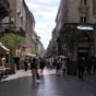 Rue Sainte Catherine, principale rue de Bordeaux, c'est la plus longue rue pitonne d'Europe. Au centre de la rue Sainte-Catherine se trouve la place Saint-Projet (vque auvergnat mort en 674).