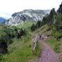 L'tape que nous allons vivre est annonce, nous allons perdre 800 m de dnivel pour rejoindre Jaca.