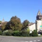 Les deux glises, Notre-Dame au premier plan, Saint-Martin au second, taient jadis dans un mme cimetire, ce qui fit dire  Dom Biron, cit par l'abb Baurein : 