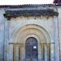 Saint-Hilaire-de-la-Noaille : Le portail de l'glise.