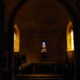 L'intrieur de l'glise et sa solennit est renforce par la filtration de la lumire qui invite au repos et  la mditation...