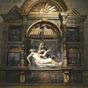 L'intrieur de l'glise San Anton abrite d'intressantes uvres de Luis Paret, Manuel Losada ou Guiot de Beaugrand, auteur du magnifique retable plateresque.
