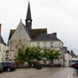 Arrive sur la place Jeanne d'Arc