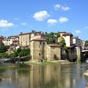  Mont-de-Marsan : la ville aux trois rivires, confluence du Midou et de la Douze, formant la Midouze.
