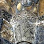 Le centaure, mi-homme, mi-animal sapprte  prendre une flche dans son carquois. Il veut viser le personnage ail situ devant lui. Viser signifie atteindre, cest son but. Cet homme a assimil en lui mme tout le langage symbolique que lon prte aux oiseaux. Cest un tre humains devenu plus proccup de spirituel que de matriel et, somme toute plus lger quil ne ltait en commenant son existence. Le corps du vieil homme, en adoptant la forme dun oiseau sest transform en une matire plus subtile et moins lourde (photo Gilbert Buecher).