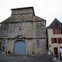 Nous sommes place Saint-Pierre et dcouvrons l'ancienne glise du mme nom aujourd'hui dsaffecte.
