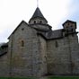 De conception romane par sa forme trapue, ses murs �pais et ses petites ouvertures, l'�glise poss�de des �l�ments d'architecture hispano-mauresque qui lui conf�rent toute son originalit�.  