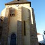 .... De puissants contreforts compl�tent l'ouvrage ainsi que le portail autrefois prot�g� par des cr�neaux.