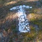 Compl�tant la borne kilom�trique, un fl�chage nous indique la direction � prendre.... Ces petites marques nous rendent la commune de Lesp�ron sympathique....