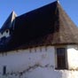 Olhaby: trs jolie petite glise basque, glise romane surleve au XVIIe sicle. Pas tout  fait sur le chemin, elle mrite nanmoins le court dtour  partir du 6, 8 km aprs notre dpart d'Aroue