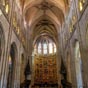 Rapprochons-nous du choeur de la cathdrale...