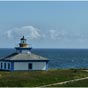....un premier phare y est implant...