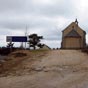 En quittant la chapelle Saint-Roch, on entre dans le dpartement de la Lozre...