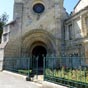 Au-dessous de la chapelle....