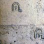 Graffitis gravs par les plerins au cours des sicles