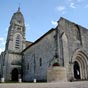 Pellegrue : L'glise Saint-Andr est construite au cours du XIIIe sicle en forme de croix latine. Elle possde une faade occidentale de style roman et un clocher du XIXe sicle de style no-byzantin.