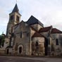 glise Saint-Jacques et Saint-Cyr de Sancergues : l'glise est inscrite sur linventaire supplmentaire des Monuments historiques depuis 1926. Saint Jacques est le patron de la paroisse et saint Cyr celui du chapitre. Ces 2 communauts officiant dans le mme lieu. Chur et abside du XIIme sicle ; nef et collatraux nord et sud (au moins 2 campagnes de travaux au xiiie sicle) ; le clocher-porche ouest date de 1894.