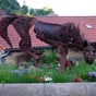  Saint-Privat-d'Allier : sculpture en mtal de la Bte du Gvaudan qui tait implante sur Saint-Privat-d'Allier jusqu'en 2011. Elle a t vendue depuis !