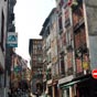 Rue Poissonnerie, rue commerante du Grand-Bayonne.