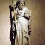 Toulouse (Bazi�ges-Toulouse), mus�e des Augustins; statue en pierre, jusqu�au d�but du XVI�me si�cle les repr�sentations sont plut�t hybrides : des caract�ristiques de l�ap�tre coexistent avec certains attributs du p�lerin, A.