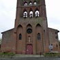 Il s'agit d'une belle glise du XVIe sicle avec son clocher-mur  six baies et tourelles.... L'glise possde un riche mobilier du XVIIIe sicle.Cet difice est protg par une inscription par arrt du 18 novembre 1926.