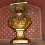Saint Jacques le Majeur veille et reoit l'hommage des plerins.