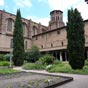 Le muse des Augustins est le muse des beaux-arts de Toulouse. Cr par dcision du 23 dcembre 1793 et ouvert en 1795, il est abrit dans l'ancien couvent des Augustins. Il rassemble des collections importantes de peinture et de sculpture. Photo du Clotre principal avec sa reconstitution de jardin.