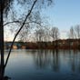 La Loire, ce dernier grand fleuve sauvage franais s'est apais en traversant Tours.