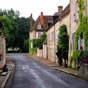 Le Veurdre : rue du village