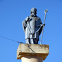 Saint Bertrand de Comminges fut d'abord chevalier guerroyant contre les Maures d'Espagne, puis prlat aux mirages sans nombre , aptre de la Trve de Dieu, et crateur de sauvets et d'une cathdrale. 