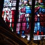 Saint Jacques est reprsent au sein d'un trs beau vitrail...