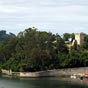 Situ sur la commune de Soto del Barco, ce chteau est construit ou reconstruit sur une forteresse de l'poque romaine, elle-mme assise sur un difice fortifi. A partir de diverses donnes isoles nous savons que le site prsente des occupations datant  du premier et du deuxime ge de fer, de l'poque romaine et du dbut du Moyen ge.