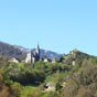 Le village de Labassre 1h35 aprs notre dpart de Bagnres. Dans ce pays de collines schisteuses, les hommes ont exploit les ardoisires depuis le XIVme sicle. Les ardoises ayant servi  restaurer la cit de Carcassonne viennent d'ici.