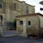 Le refuge municipal de Hornillos se trouve  cit de l'glise dans une maison ancienne restaure par la Junta de Castille