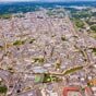 Vou panoramique de Lugo: on remarquera l'enceinte de murailles romaines qui la caractrise et qui apparat distinctement sur la photo agrandie.