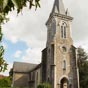 Eglise d'origine mdivale comme l'atteste le chrisme visible au-dessus de la porte nord.Ce sont des lettres grecques  Xet P, soit les deux premires du mot Christ en grec. Le Chrisme sert d'enblme au christianisme.