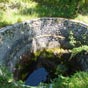 Marcelhac: Le puits romain au lieu-dit 'La Voulte'. Selon la rumeur populaire, il desservait en eau une villa gallo-romaine tenue par un nomm Marcellus qui laisse son nom  Marcilhac.
