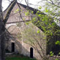Le site de La Cordelle, aux pieds de la colline ternelle en direction d'Asquins, marque le lieu o saint Bernard avait prch la seconde croisade en 1146. La chapelle romane a t construite au milieu du 12e sicle par l'abb de Vzelay en mmoire de ce grand vnement historique. C'est galement le site du premier couvent Franciscain en France, fond en 1217 autour de la chapelle. Longtemps oublie, la chapelle est aujourd'hui de nouveau maintenue par les franciscains et ouverte  la visite. Le petit difice prsente une nef carre voute en berceau et un petit chur ct est, galement carr et vot en ogive. L'originalit de la chapelle rside dans son modeste dcor roman  arcatures sur colonnettes allgeant les murs latraux et entourant le triplet de baies de la faade nord. On y trouve des chapiteaux dcors de beaux feuillages contemporains du narthex de la Basilique et un chapiteau sculpt d'aigles. C'est un lieu plein de charme et de silence. 