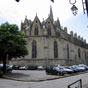 C'est en 1317 que l'glise paroissiale Saint Maurice devient la cathdrale de l'vch de Mirepoix. Il aura fallu, avec des interruptions, cinq sicles - de 1343  1865- pour achever cet difice couronn par une lgante flche gothique. La cathdrale que nous connaissons vit sa premire pierre pose par Jean Ier de Lvis-Mirepoix, le 6 mai 1298 (date  laquelle a t pose la pierre de ddicace). 